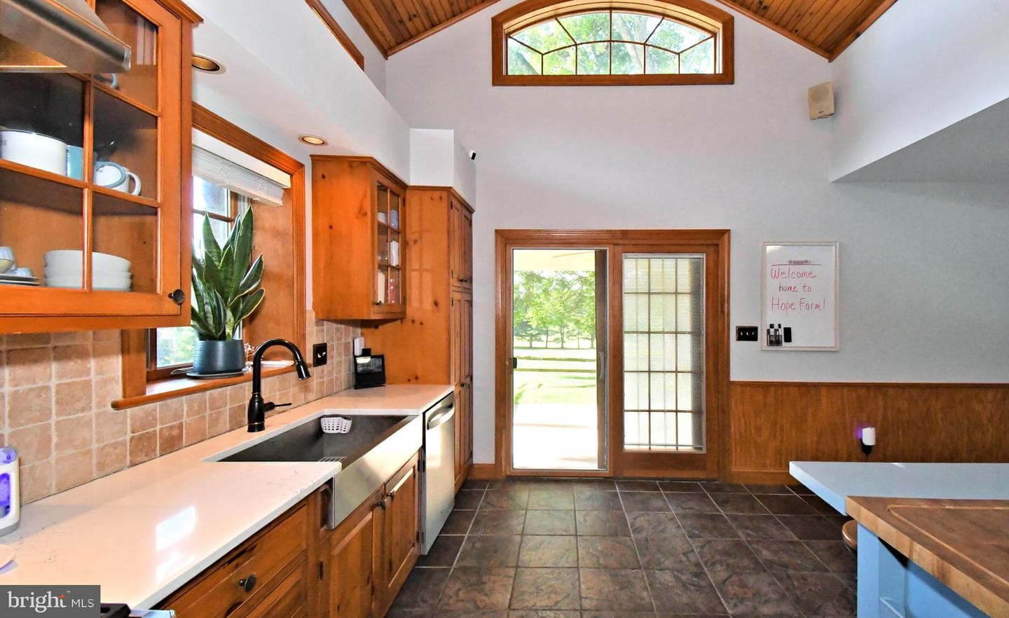 381 Holland Road photo 15