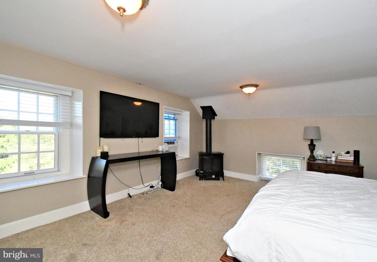 381 Holland Road photo 32