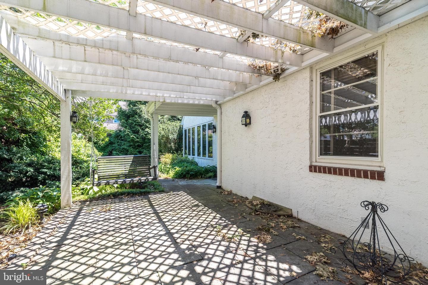 501 E Penn Street photo 61