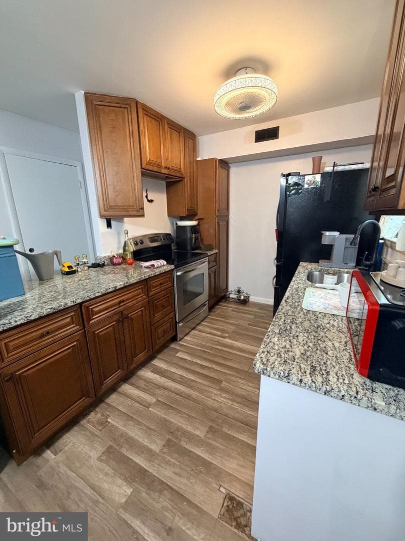 4936 Oxford Court photo 6