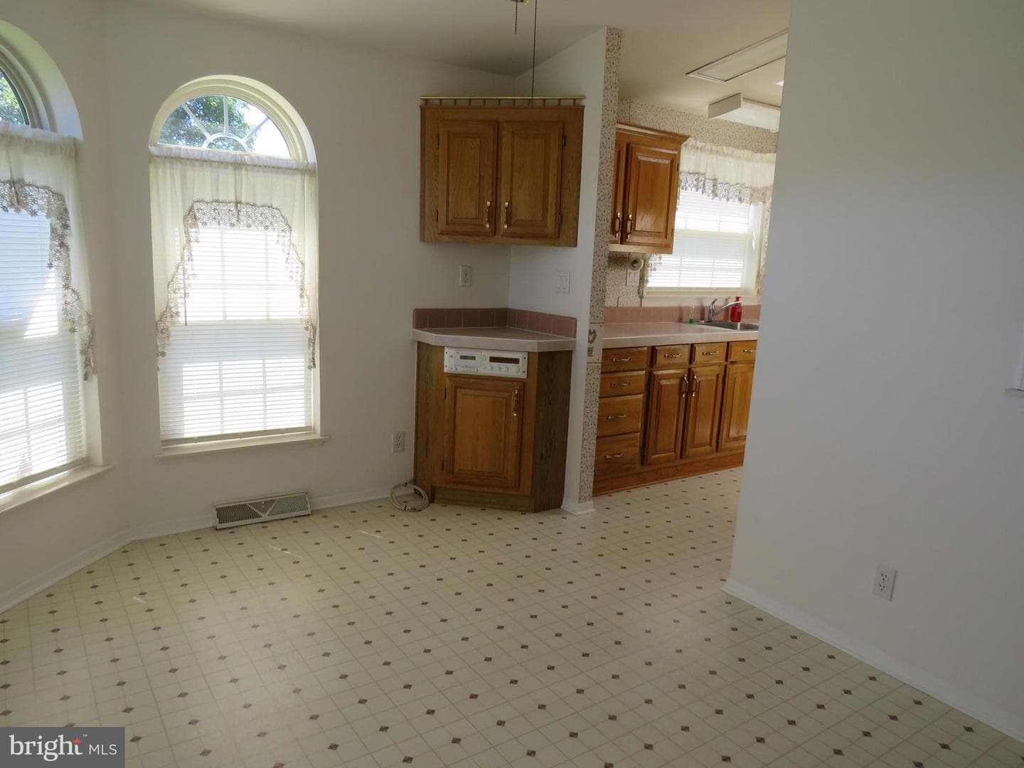 342 Spring Meadow Circle photo 17