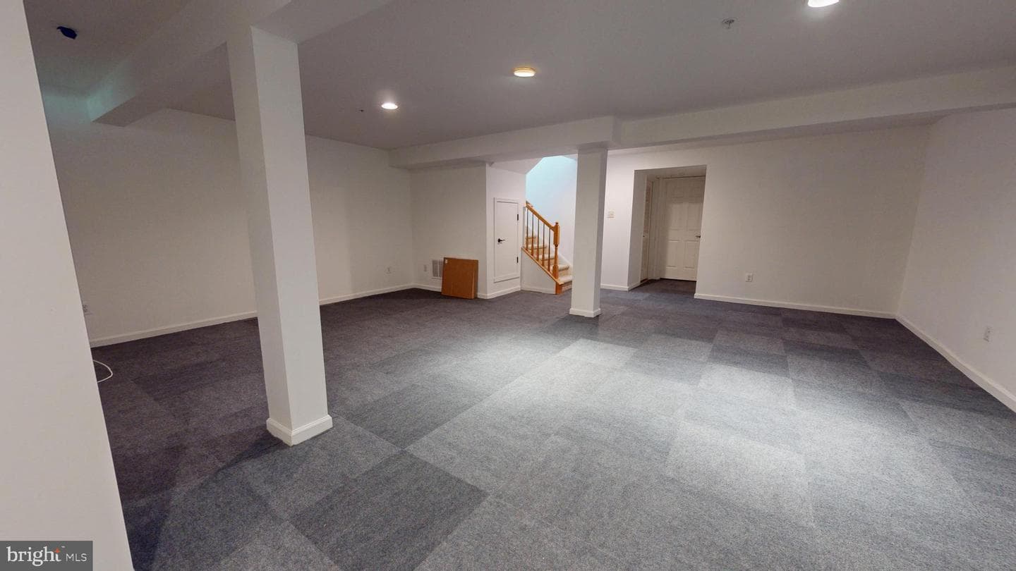 2546 Peachtree Drive photo 34