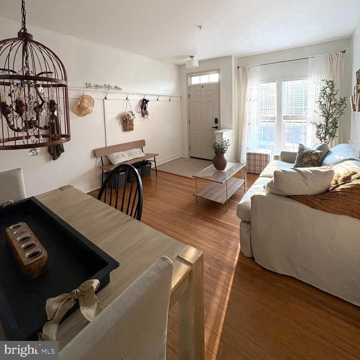 2546 Peachtree Drive photo 4