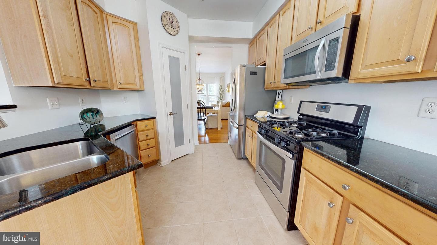 2546 Peachtree Drive photo 7