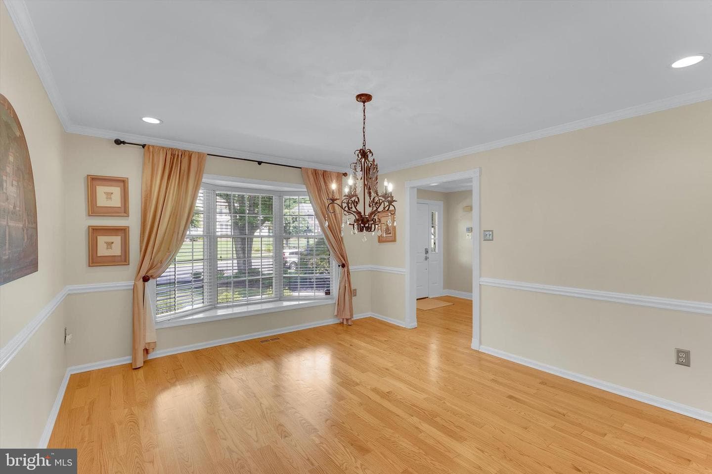 203 S Esther Lane photo 11