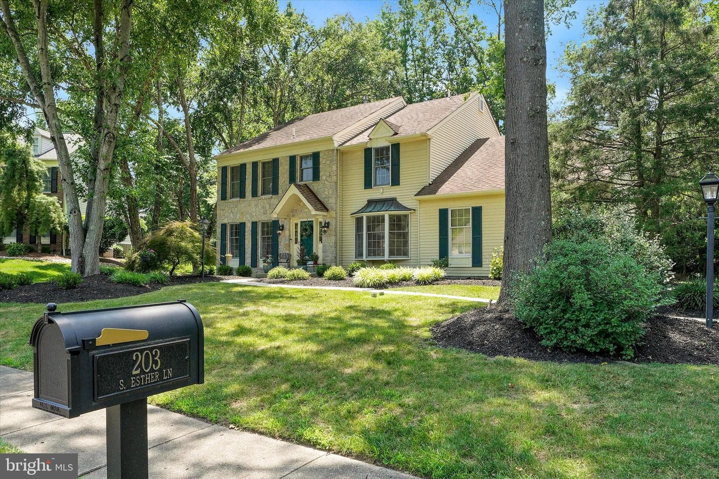 203 S Esther Lane photo 37
