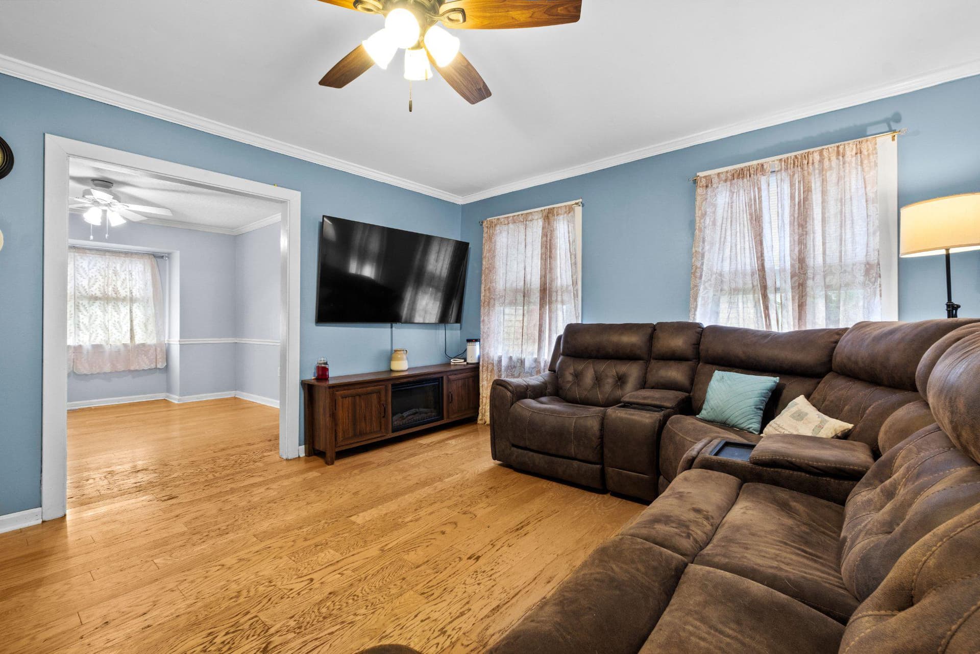327 Elmwood Avenue photo 6