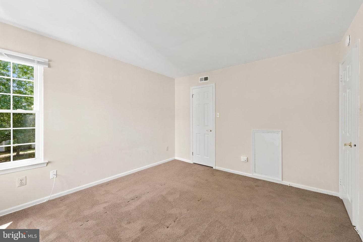 502 Diamond Drive photo 10