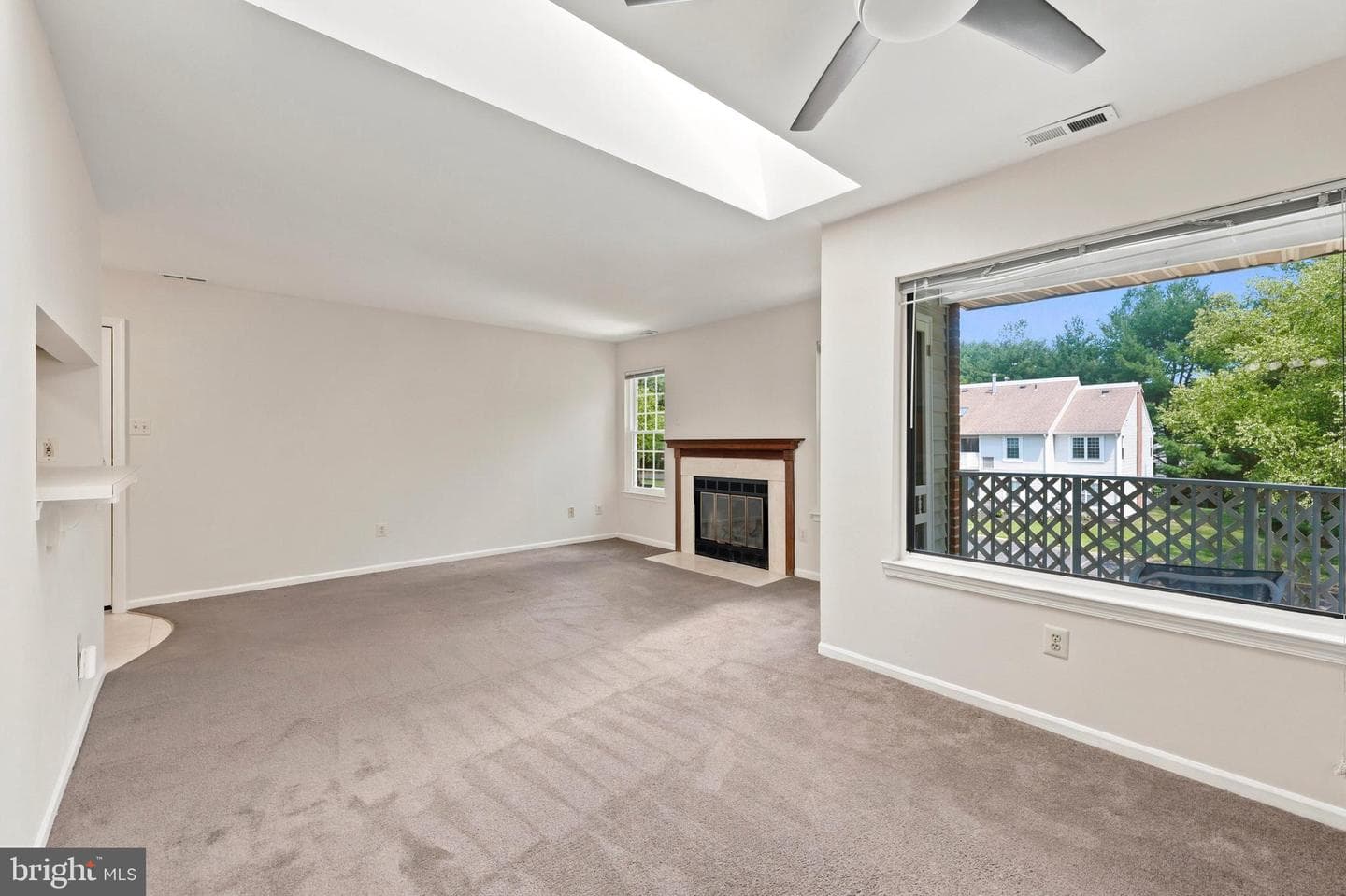 502 Diamond Drive photo 3