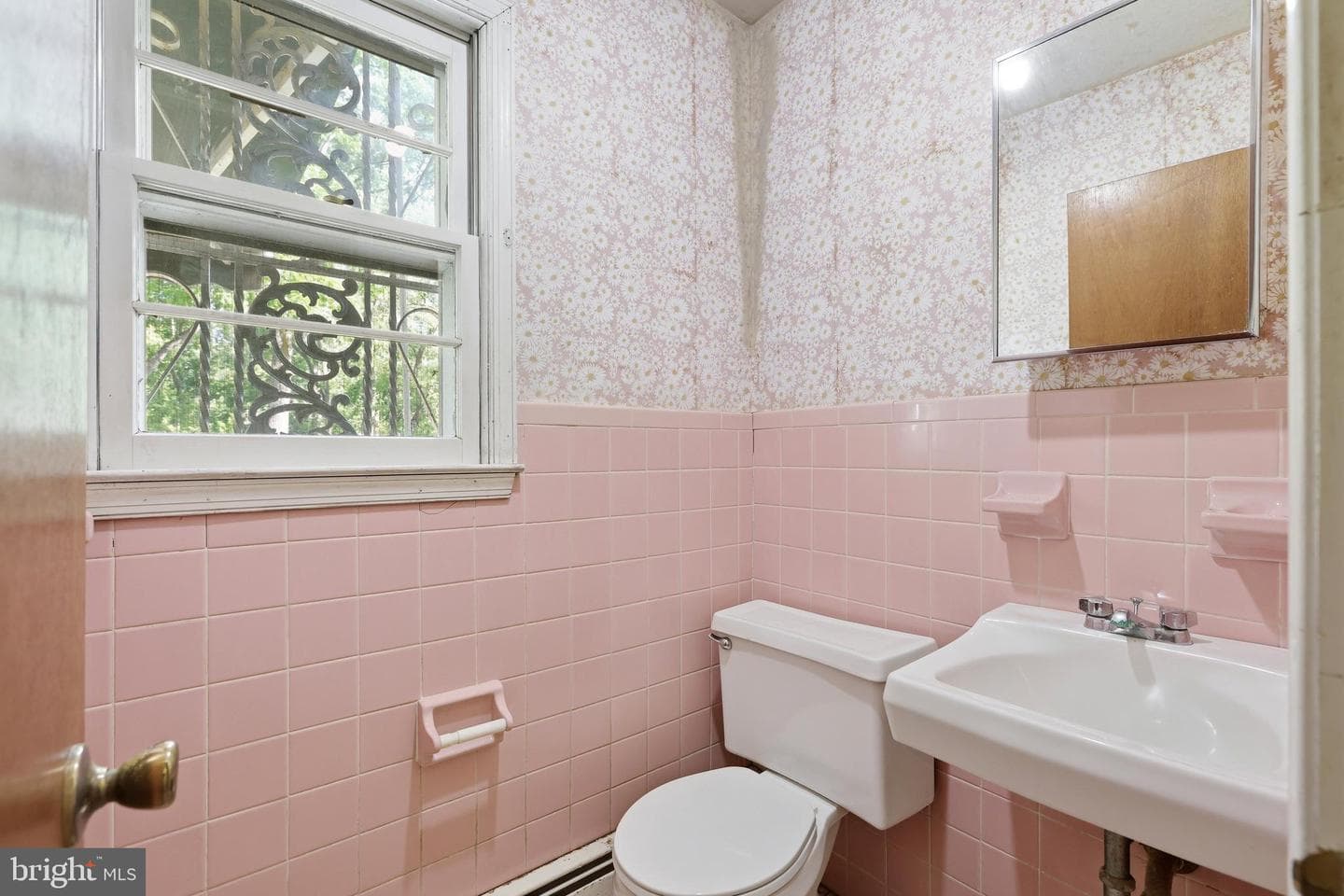 290 Cherry Blossom Drive photo 20