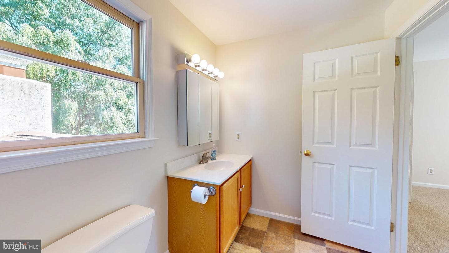 4040 Diane Way photo 32
