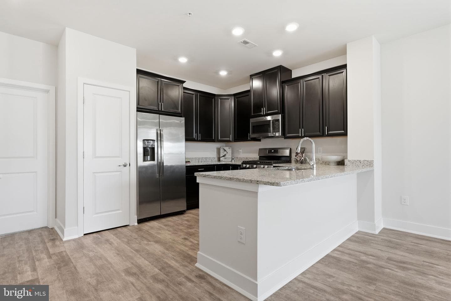 136b Fleet Court photo 3