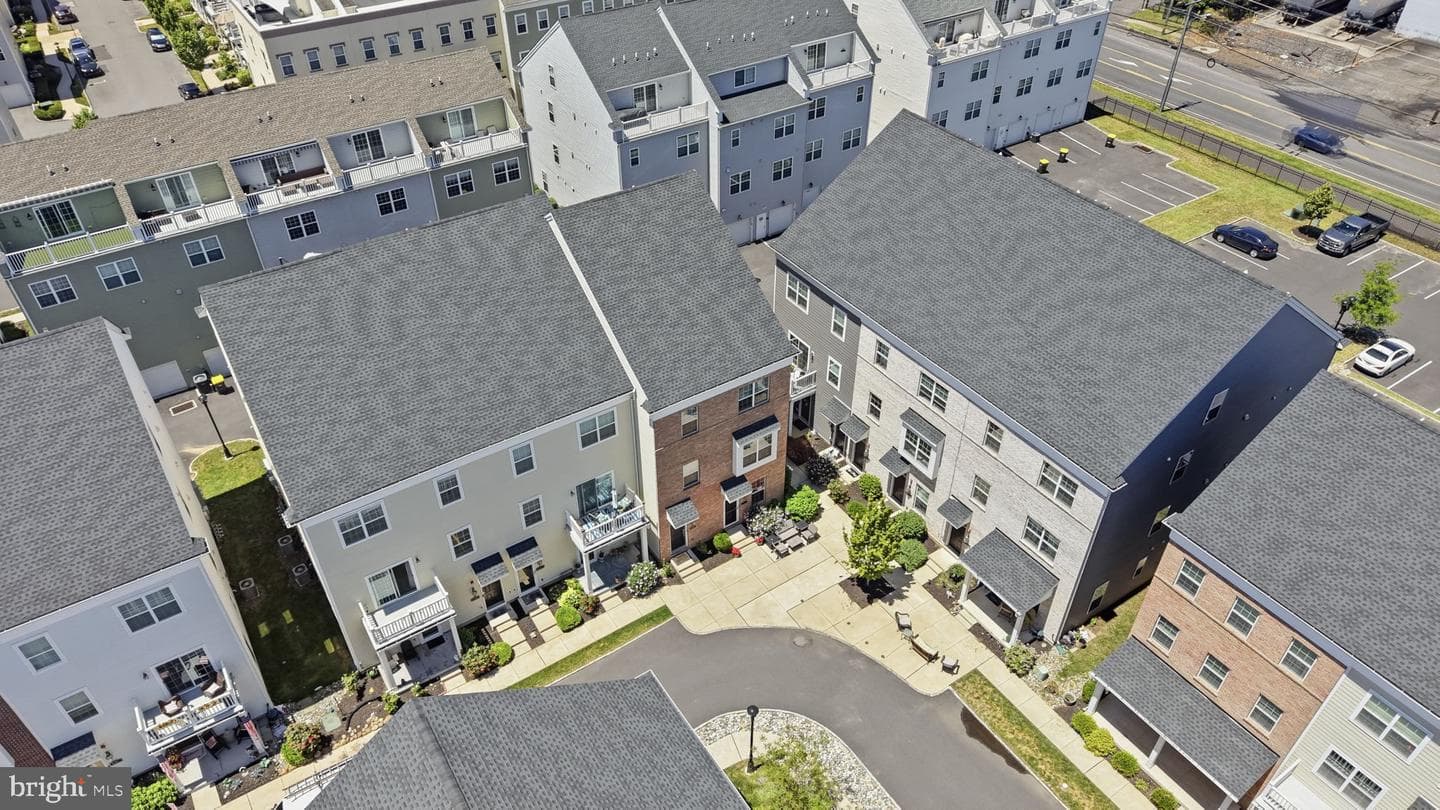 136b Fleet Court photo 39