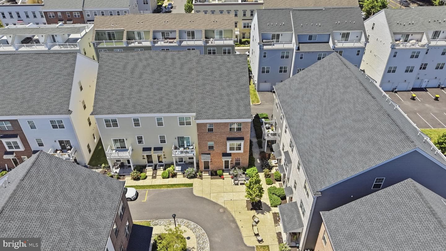 136b Fleet Court photo 43