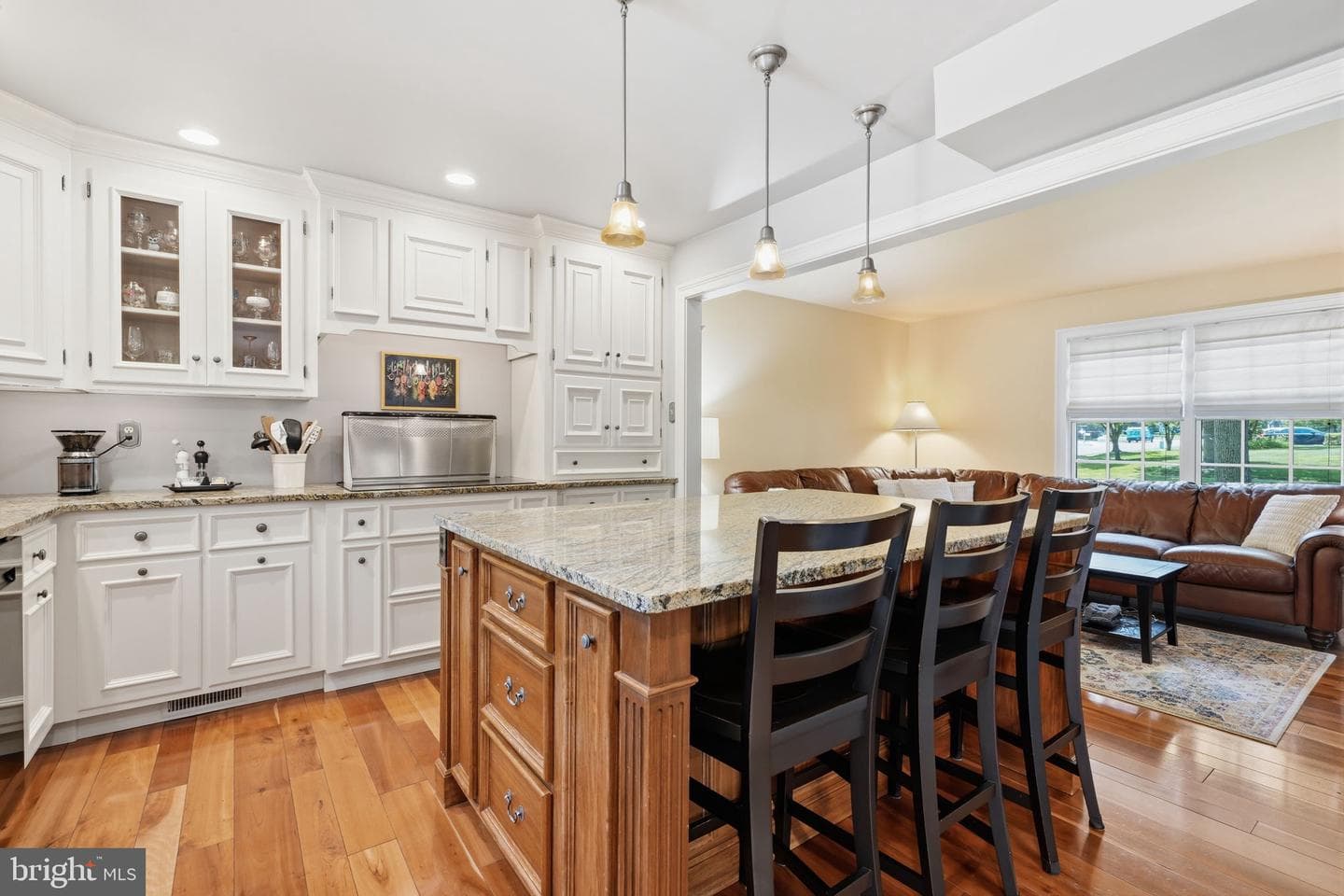 275 Aspen Road photo 11