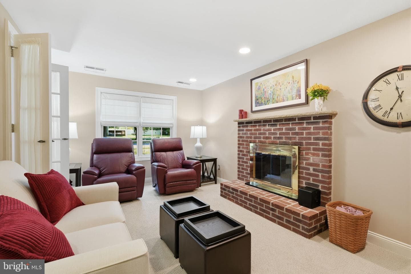 275 Aspen Road photo 18