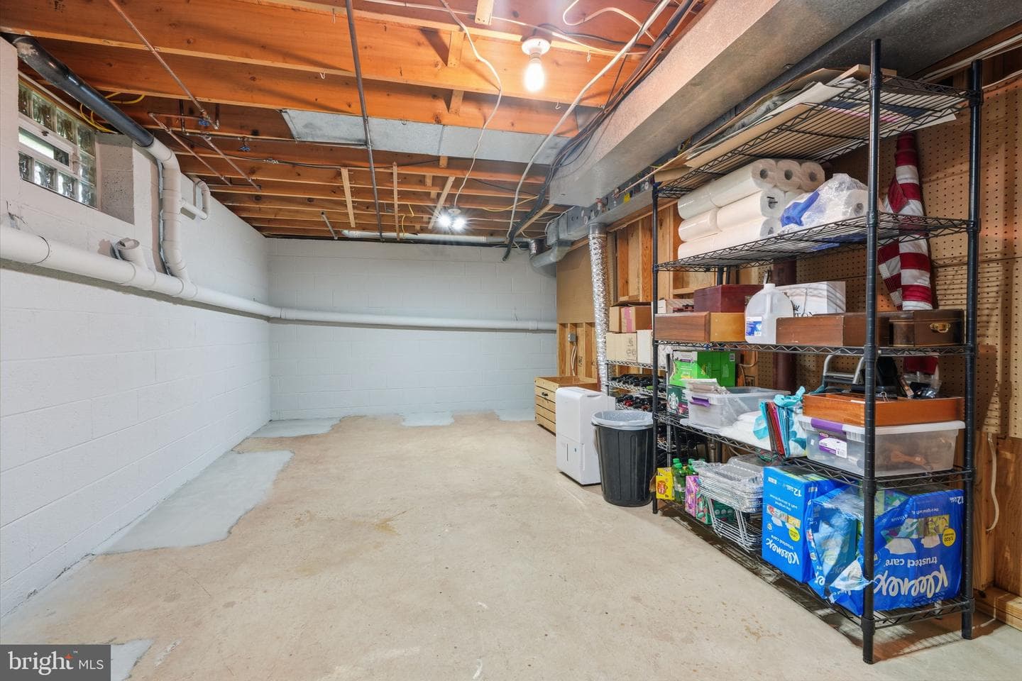 275 Aspen Road photo 22