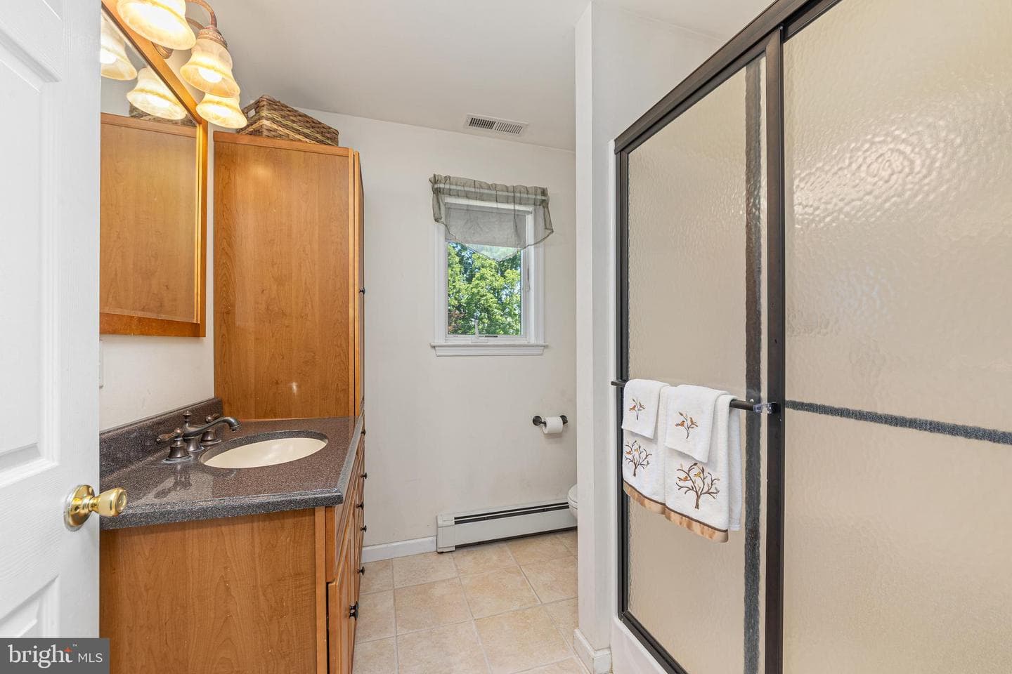 1074 N Easton Road photo 15