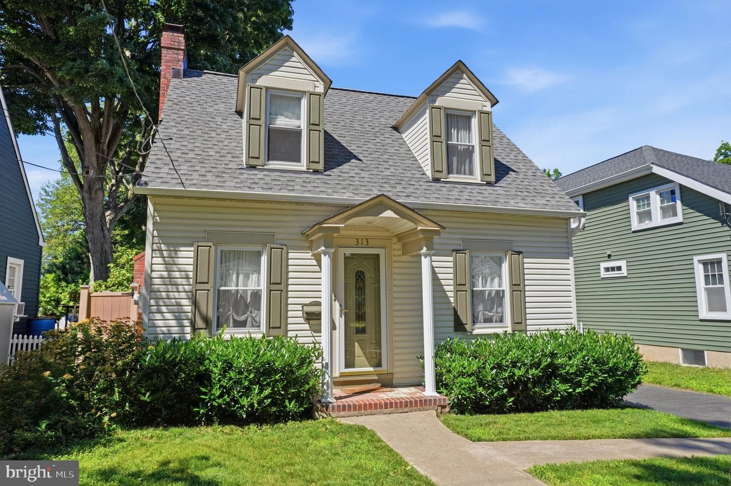 313 Harper Avenue photo 1