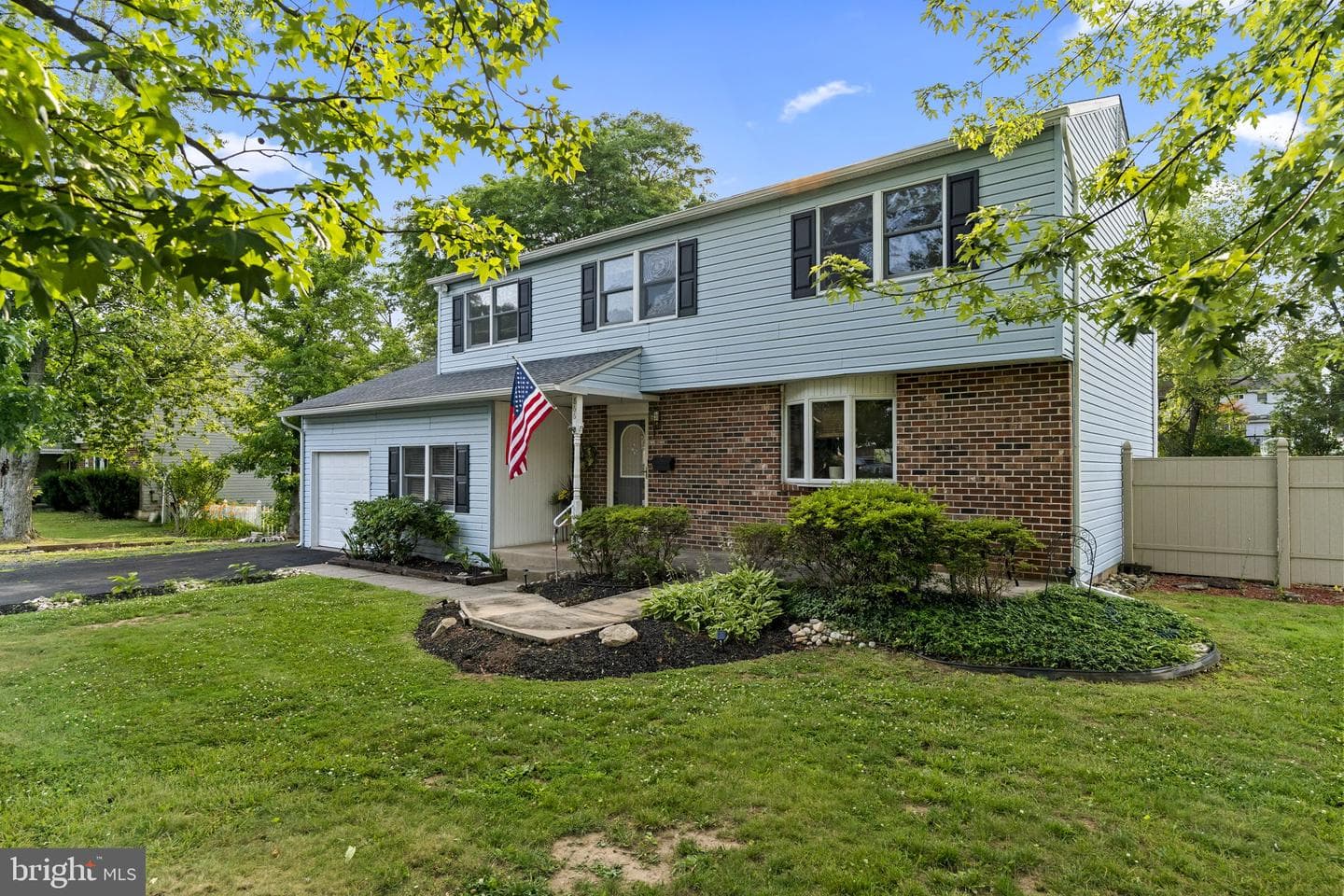 866 Decker Lane photo 4