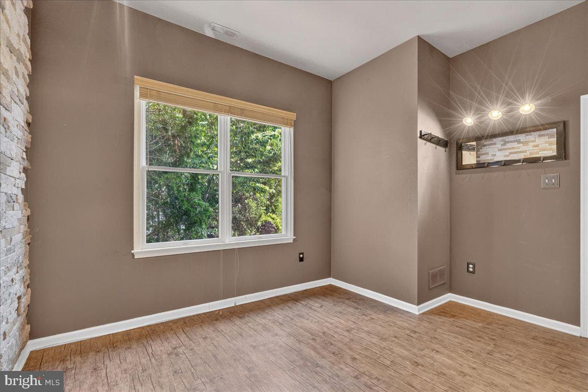 4205 Michener Road photo 22