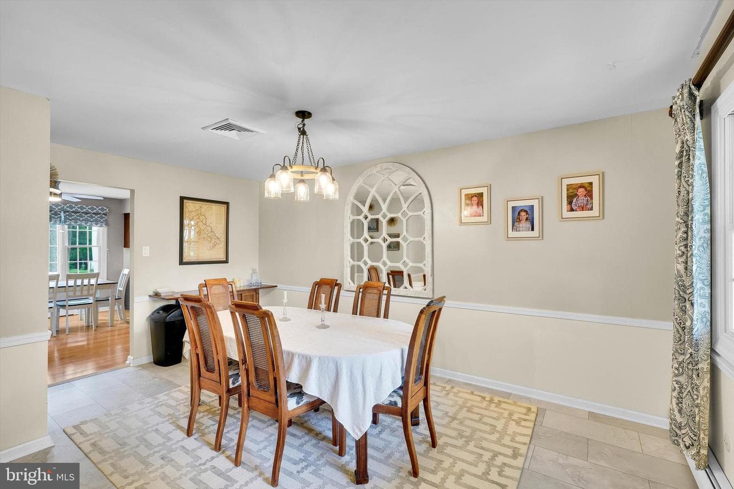 755 Gordon Drive photo 9