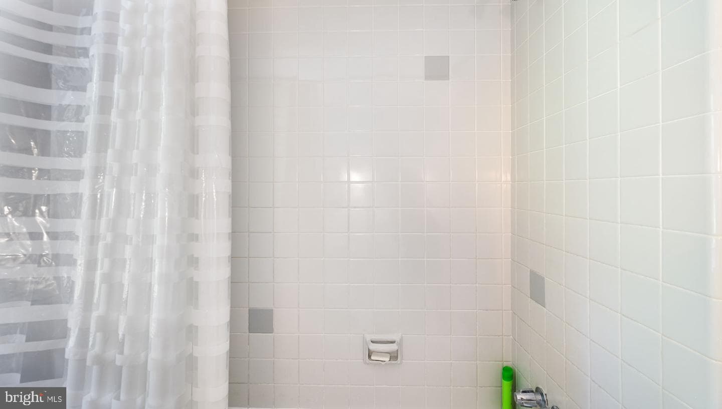 218 Frost Lane photo 34