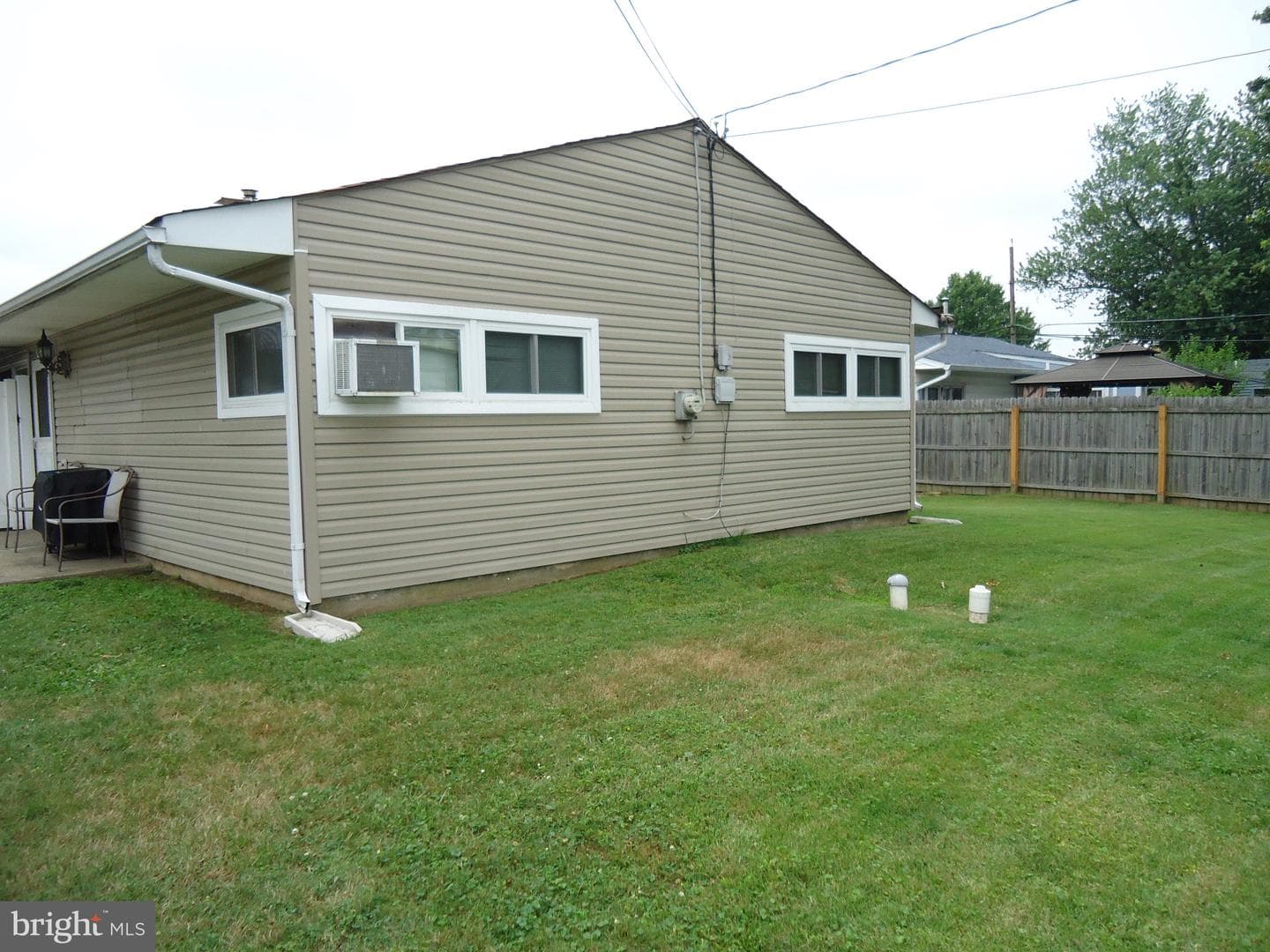 172 Crabtree Drive photo 6