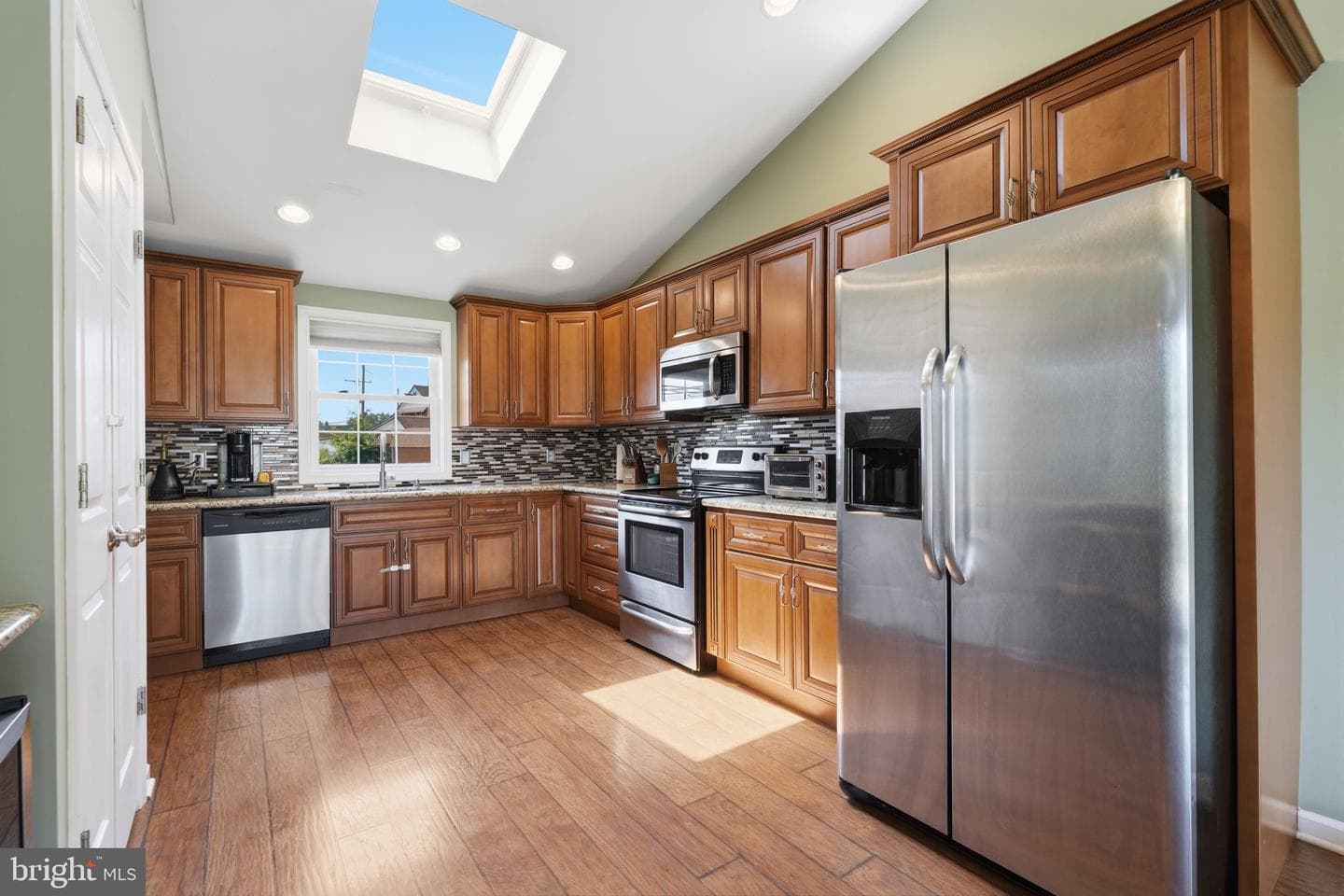 59 Iroquois Road photo 5