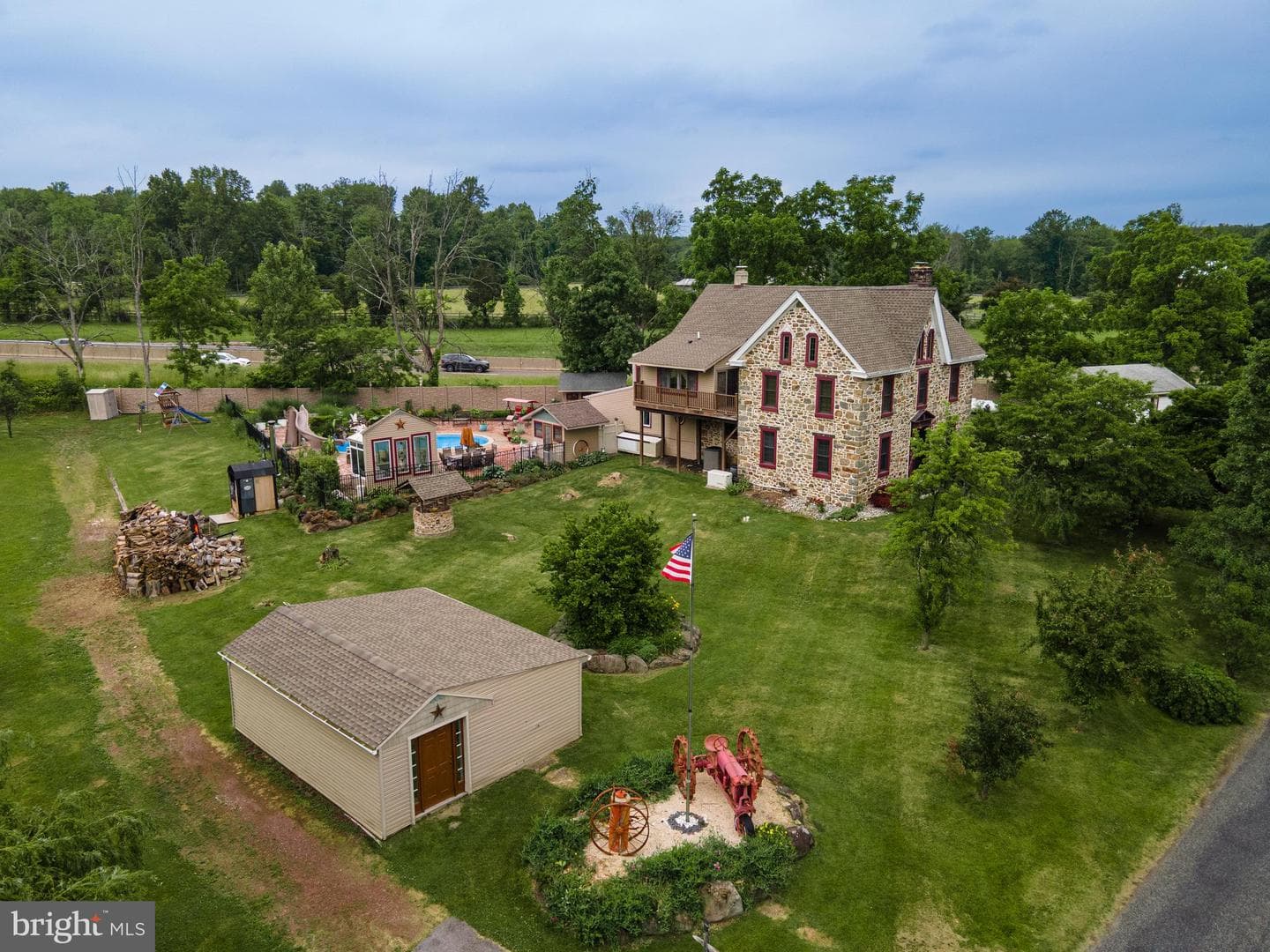 2485 Hieter Road photo 72