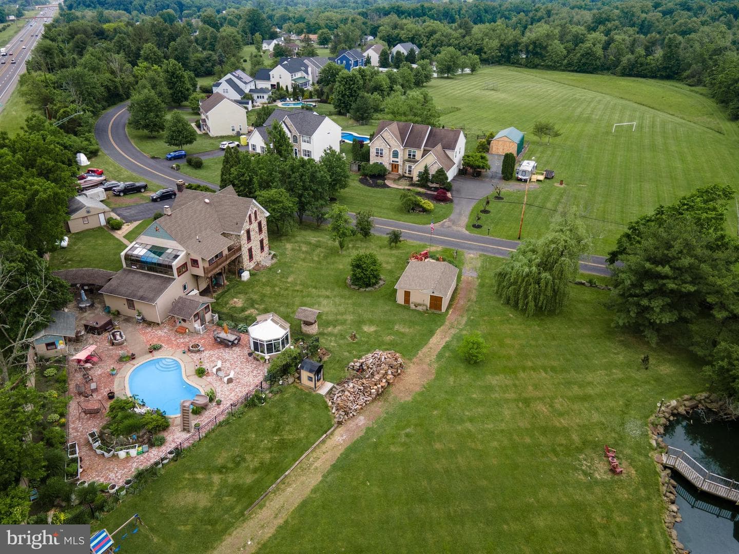 2485 Hieter Road photo 85