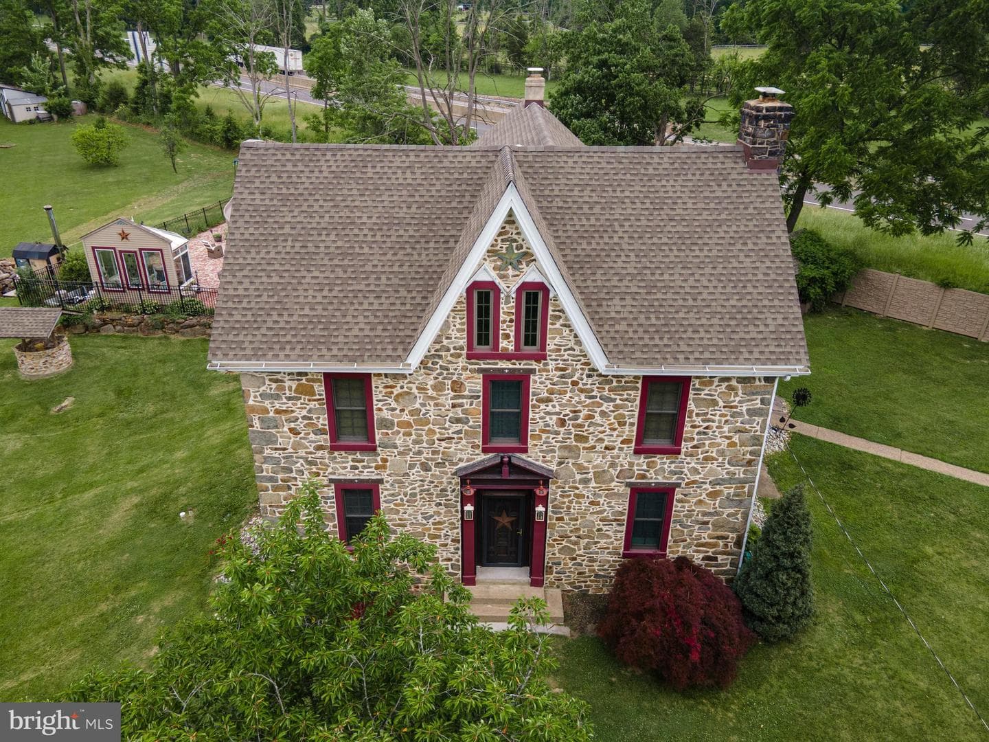 2485 Hieter Road photo 96
