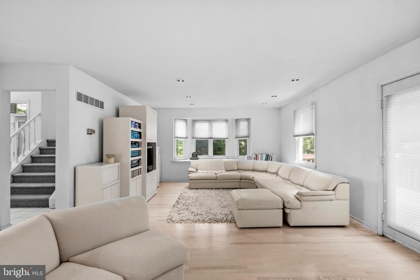 256 Sycamore Circle photo 10