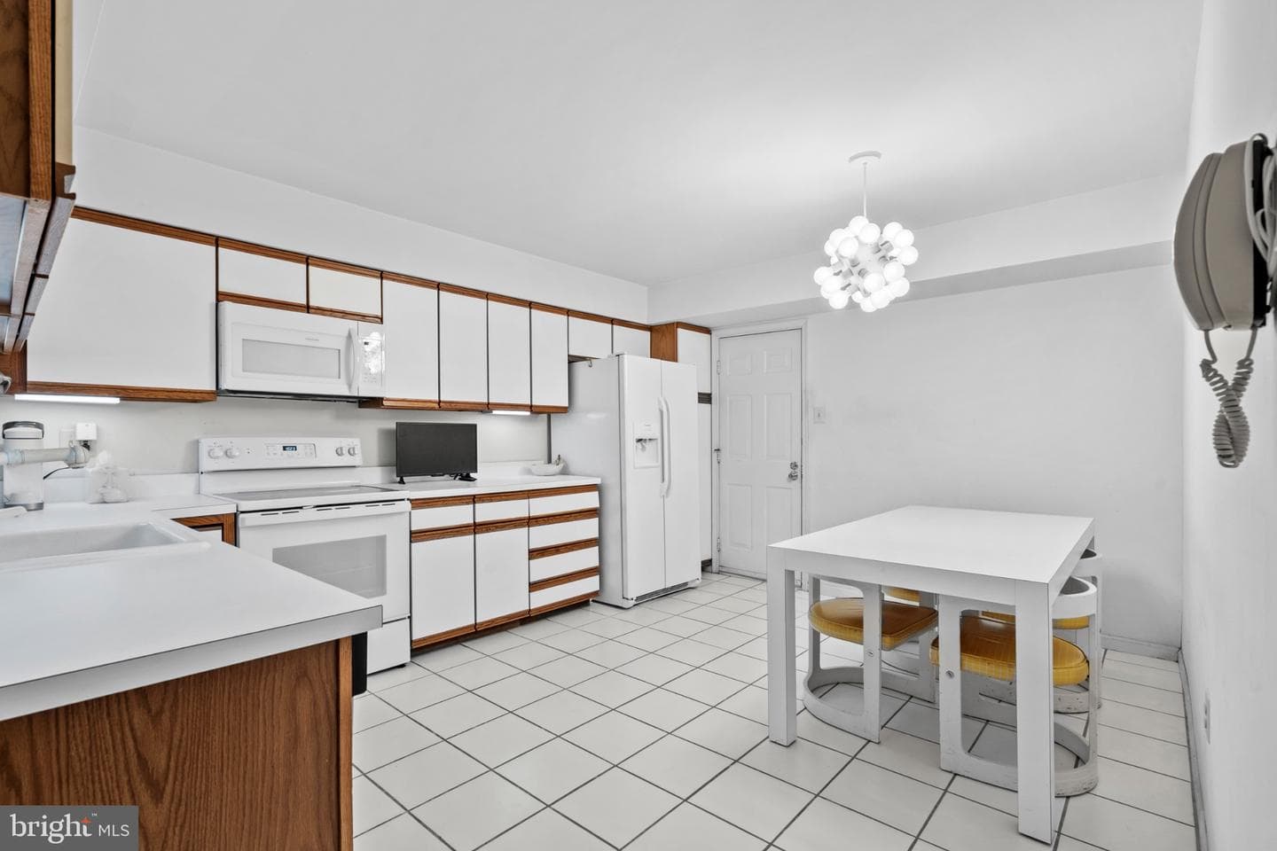 256 Sycamore Circle photo 11