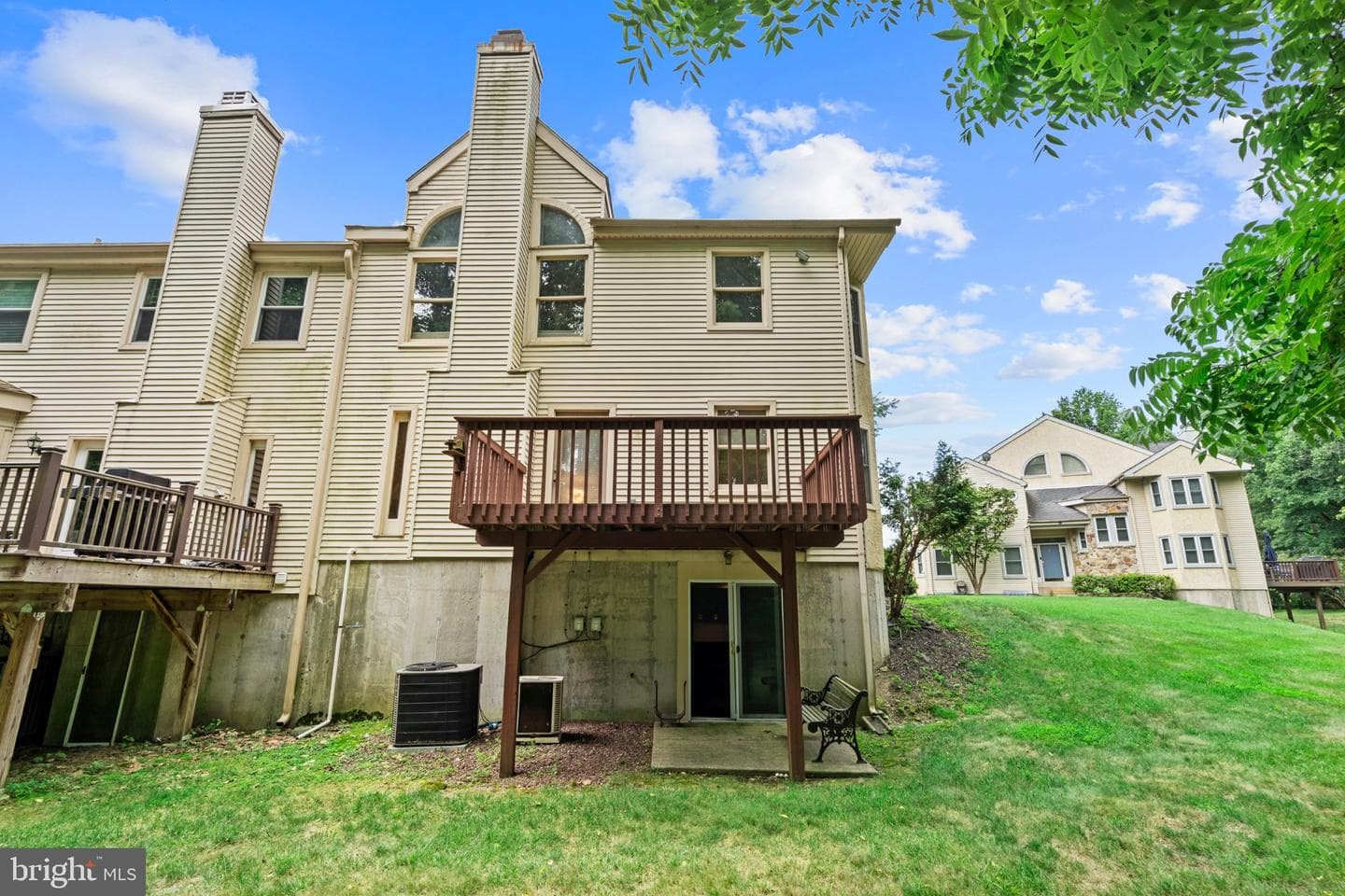 256 Sycamore Circle photo 34