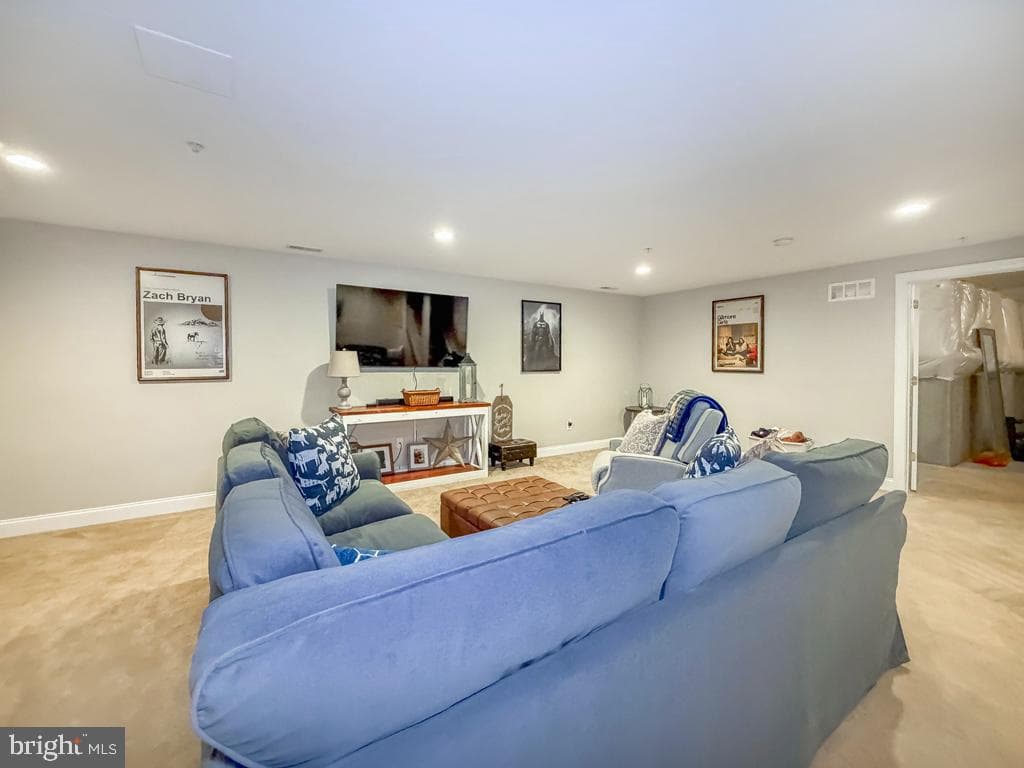 2410 Rosemont Terrace photo 20