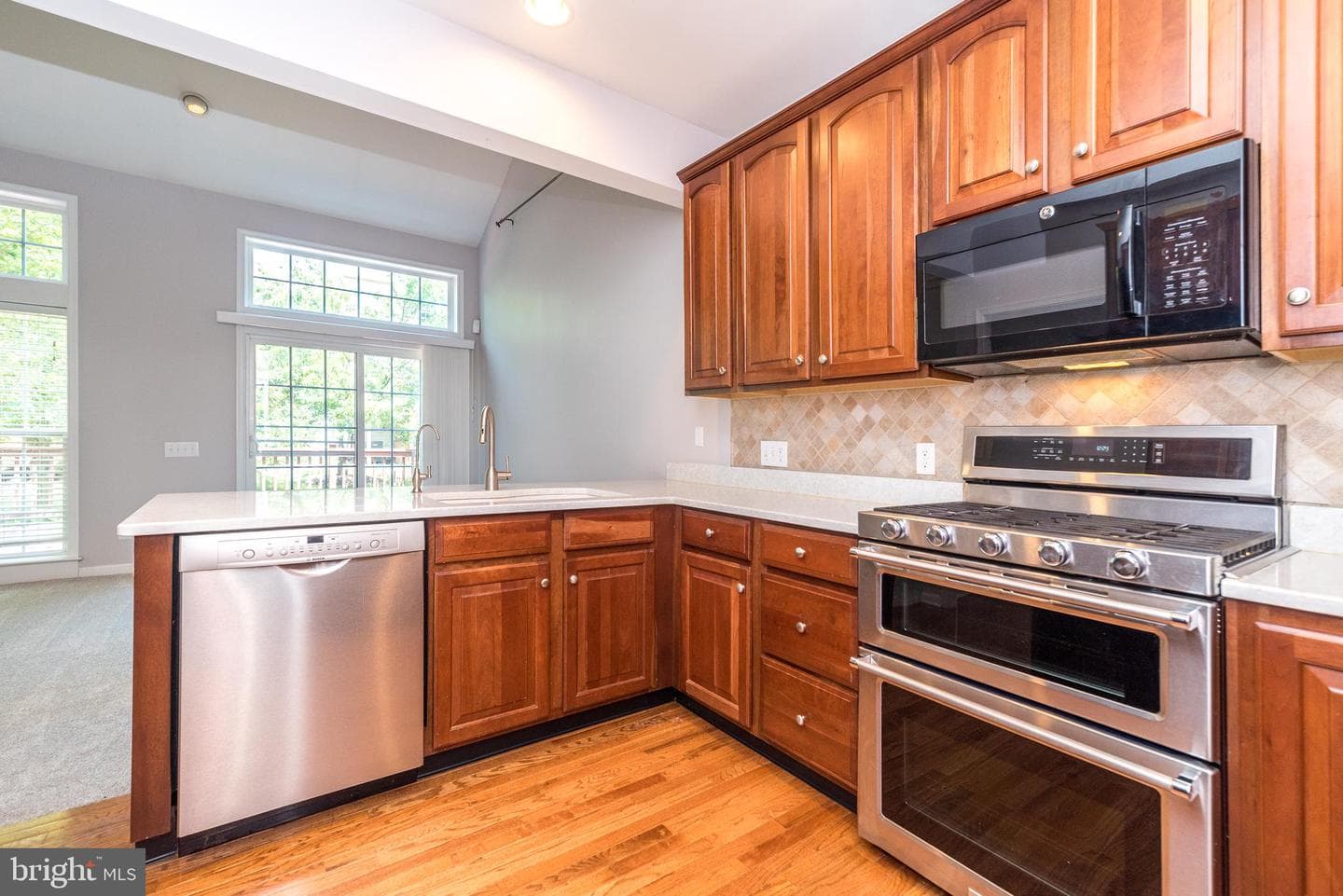 32 Addison Court photo 26