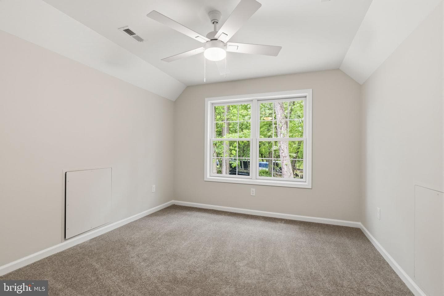 171 E Highland photo 26