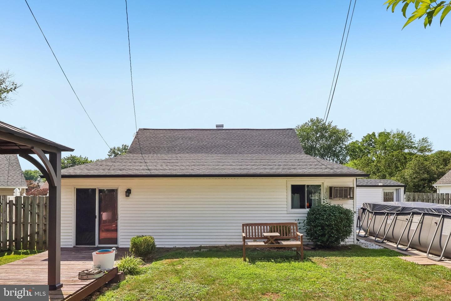 586 Doloro Drive photo 40