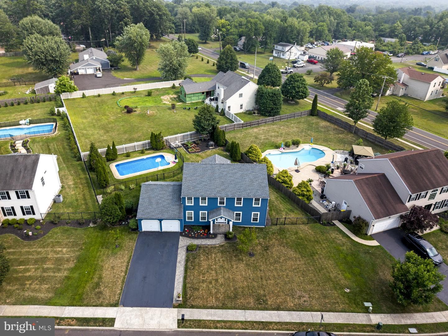 113 Greenfield Lane photo 48