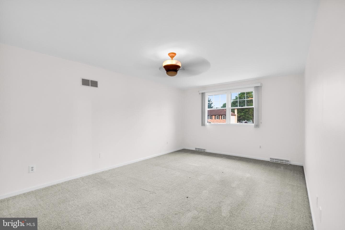 1838 Garden Court photo 25