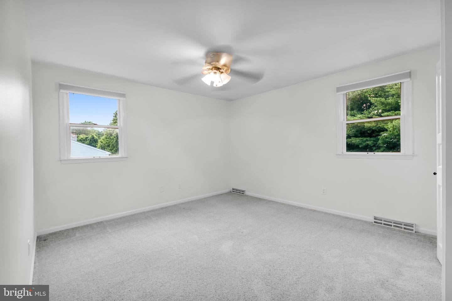 1838 Garden Court photo 30