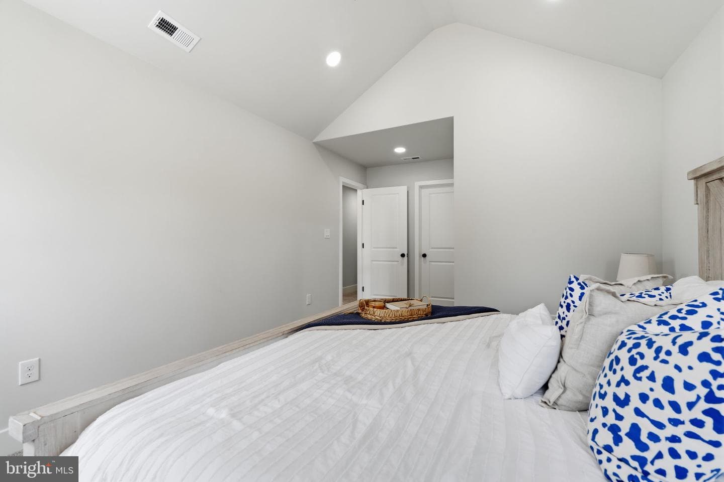 533 Park Avenue photo 29