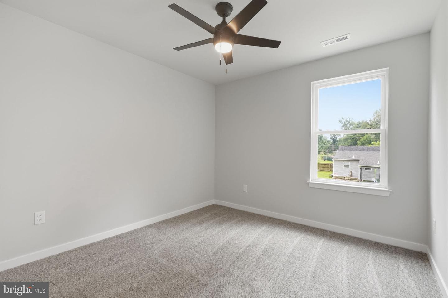 533 Park Avenue photo 33