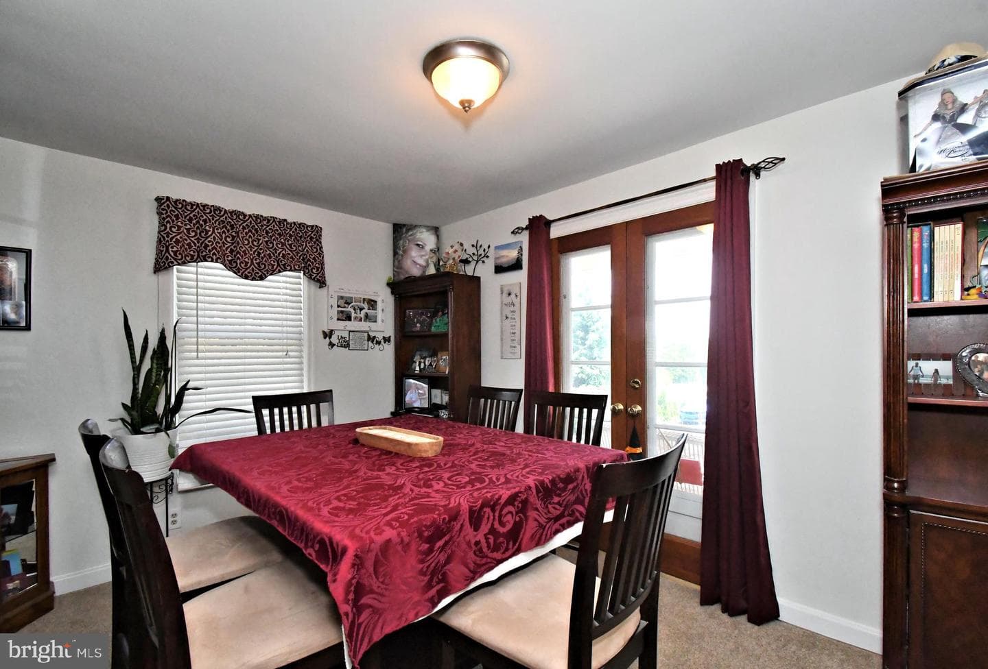 551 Walter Road photo 12