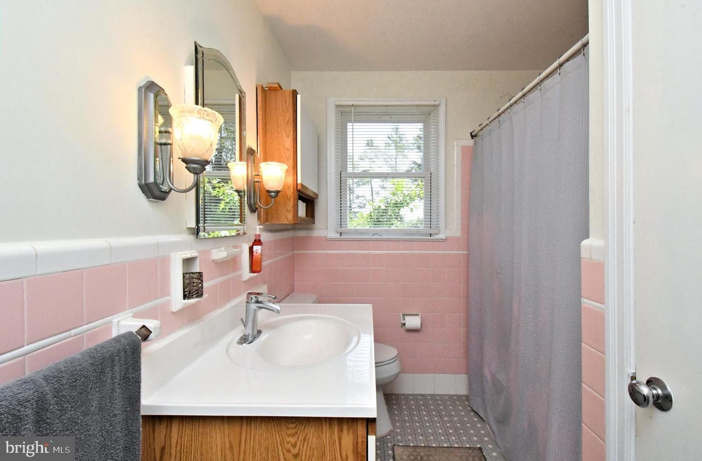 551 Walter Road photo 19