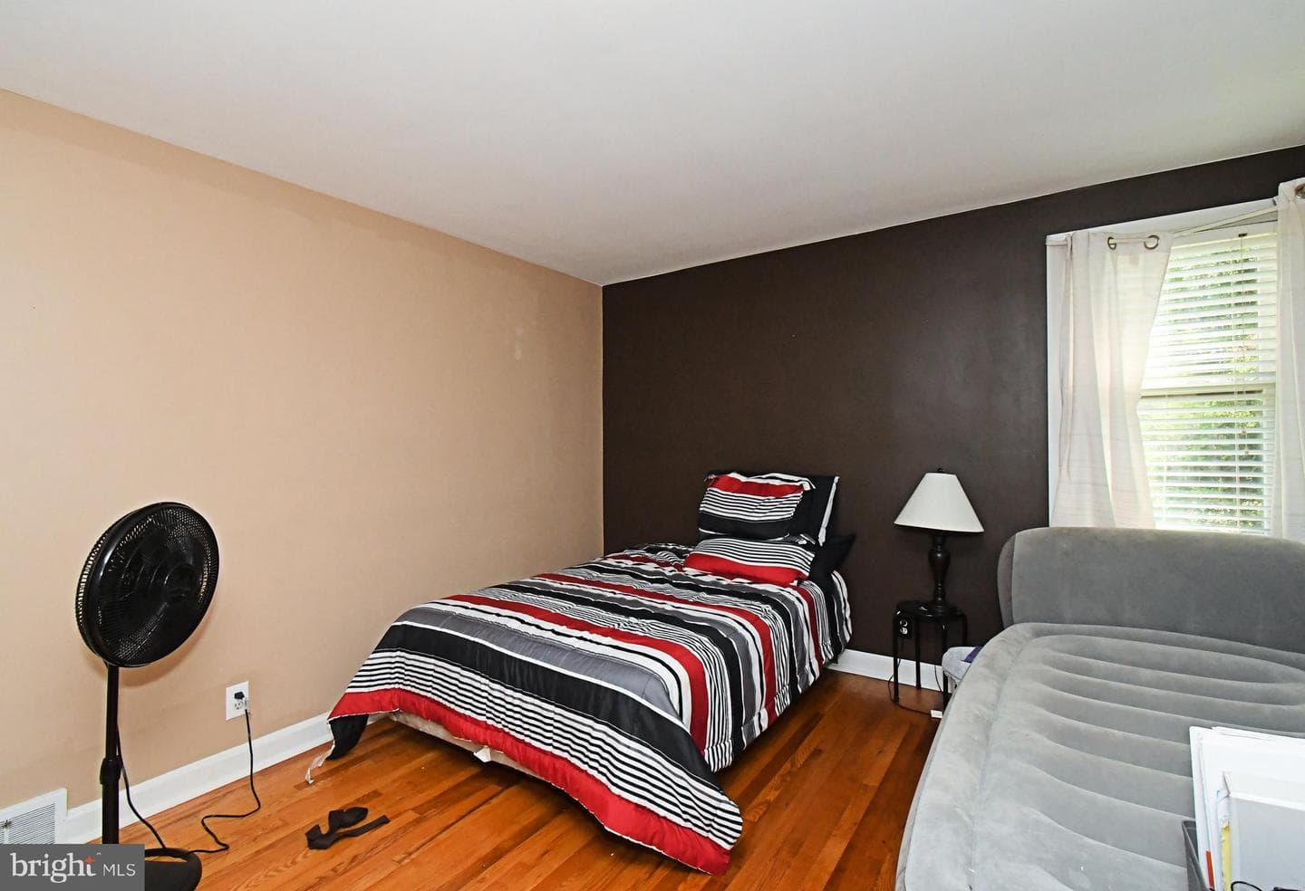 551 Walter Road photo 26