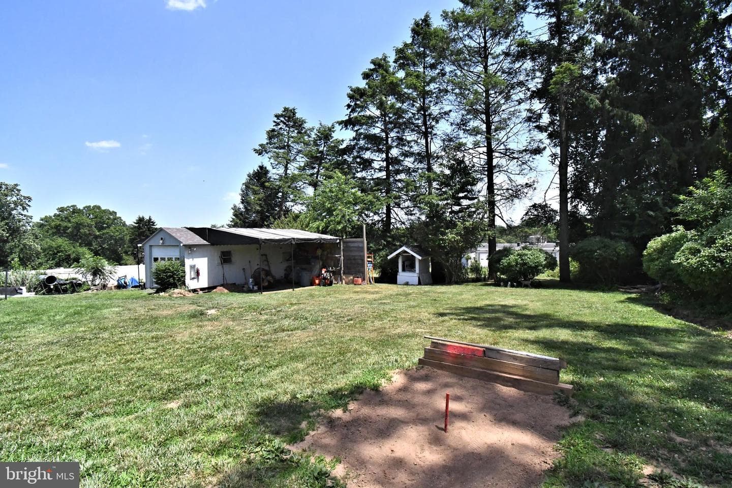 551 Walter Road photo 41