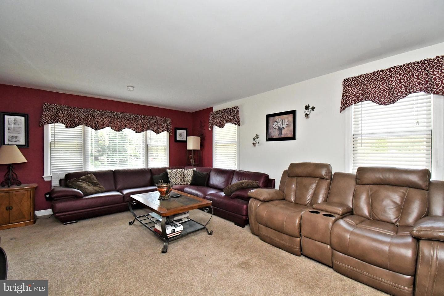 551 Walter Road photo 6
