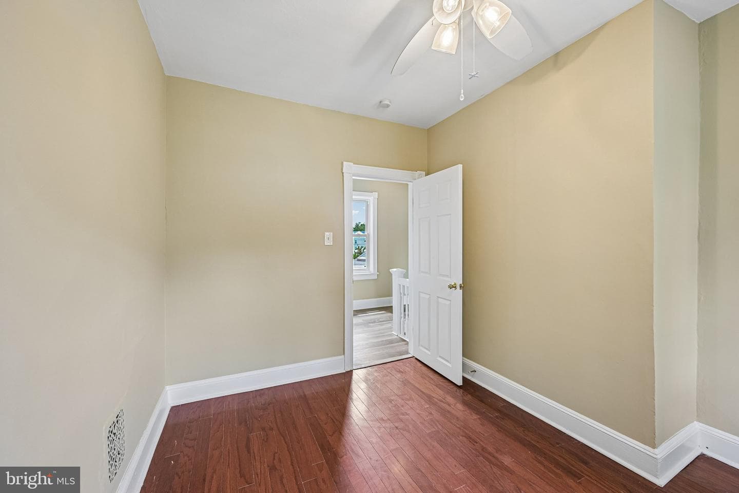226 Robertson Avenue photo 41